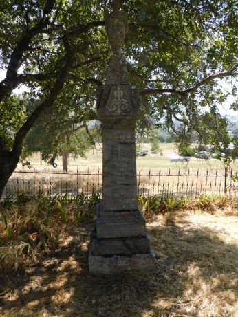 [Picture of Manuel De Mattos De Silva grave]